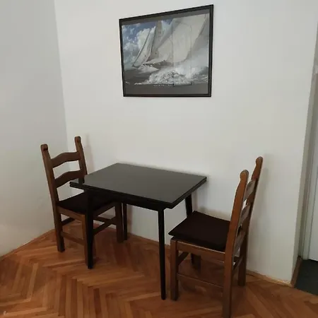 프라이빗 어카머데이션 라스푸딕 스플리트